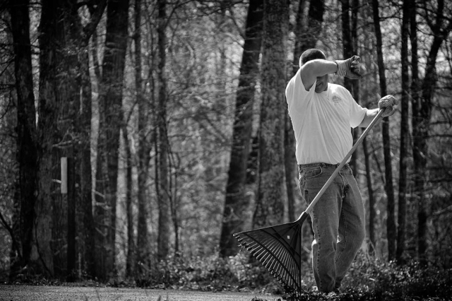 Jim Eickhoff does yardwork at his home in Cove Point. photo by Jordan Vest - 2009